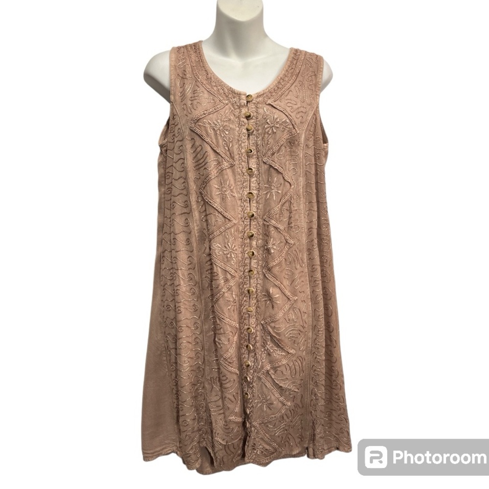 Sheath dress in taupe with gorgeous embroidery throughout front one size